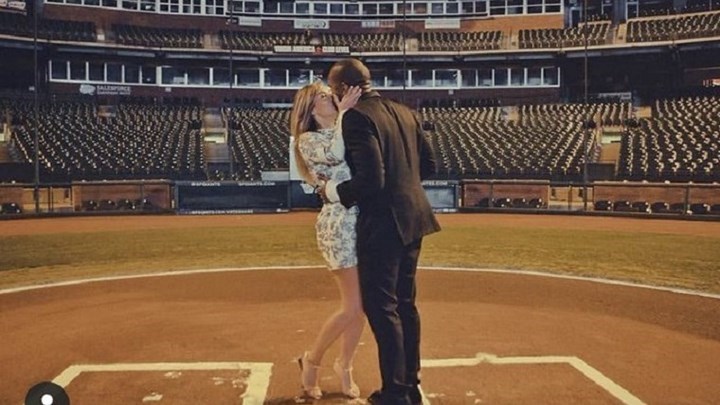 Κιμ Καρντάσιαν: Προσέλαβε διάσημη δικηγόρο διαζυγίων – Έβγαλε το μονόπετρο των 1,3 εκατ. δολαρίων