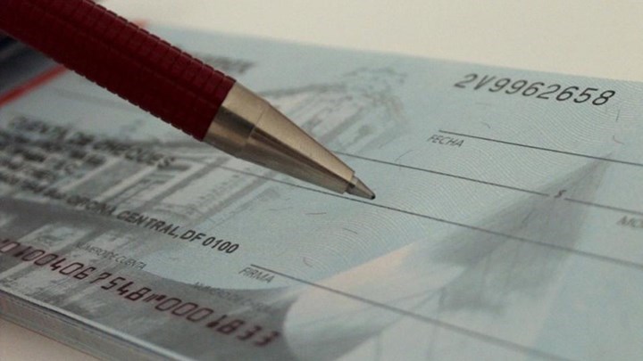 Έρχεται ρύθμιση για τις επιταγές – Τι είπε ο Σκυλακάκης – ΒΙΝΤΕΟ