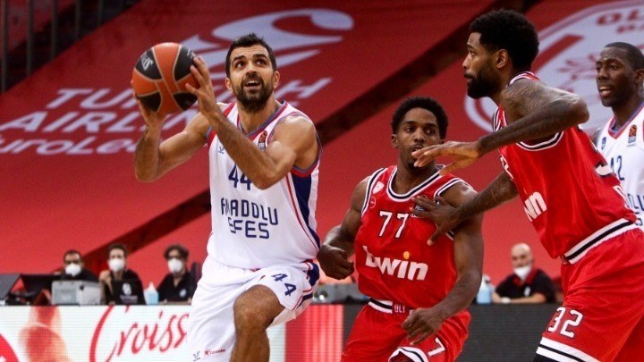 Ολυμπιακός: Έτοιμος για τη “διαβολοβδομάδα” ο ΜακΚίσικ