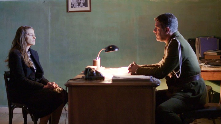 Άγριες Μέλισσες: Πόλεμος χωρίς ανακωχή στο Διαφάνι – Ελένη και Βόσκαρης σε μια μάχη μέχρι τέλους