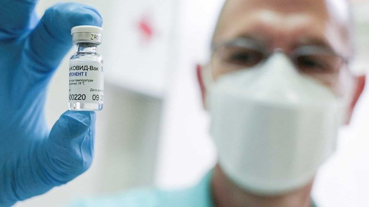 Εμβολιασμός: Ανοίγει το απόγευμα η πλατφόρμα των ραντεβού – Πώς θα προγραμματίζονται