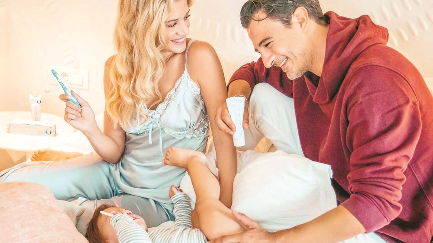 Αλλαγή σχεδίων για Θεωνά και Αναστασιάδη – “Παγώνει” ο γάμος και η βάπτιση