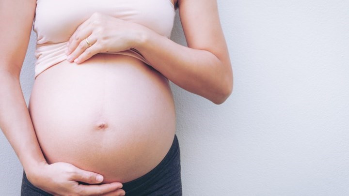 Κορονοϊός: Ο εμβολιασμός για covid είναι ασφαλής κατά τη διάρκεια της εγκυμοσύνης; Τι ισχύει με τον θηλασμό
