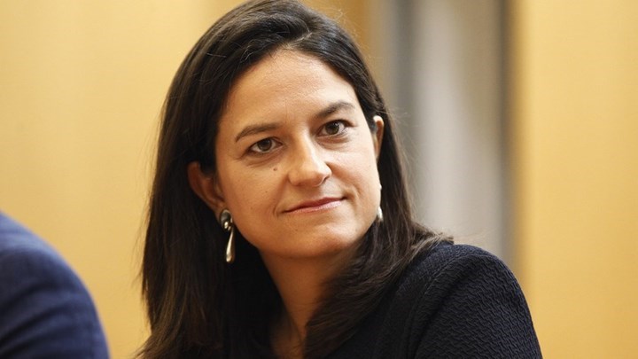 Κεραμέως στον Realfm 97,8: Πρακτικές δυσκολίες στο να λειτουργήσει μόνη της η Γ’ Λυκείου