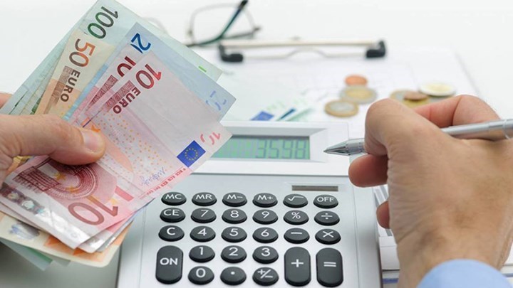 Τεκμήρια διαβίωσης: Τα σενάρια για “στοχευμένη” απαλλαγή – Ποιους θα αφορά