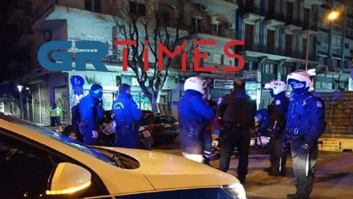 Θεσσαλονίκη: Ένας τραυματίας και δύο προσαγωγές σε συμπλοκή στο κέντρο της πόλης