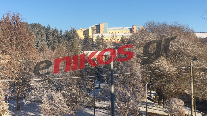 “Λέανδρος”: Συνεχίζεται η ψυχρή “επέλαση”, στα λευκά πολλές περιοχές – Πού θα “χτυπήσει” τις επόμενες ώρες