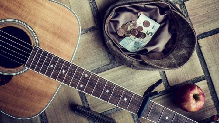 Επίδομα 534 ευρώ Νοεμβρίου – Δεκεμβρίου για καλλιτέχνες: Οι δικαιούχοι και οι προϋποθέσεις