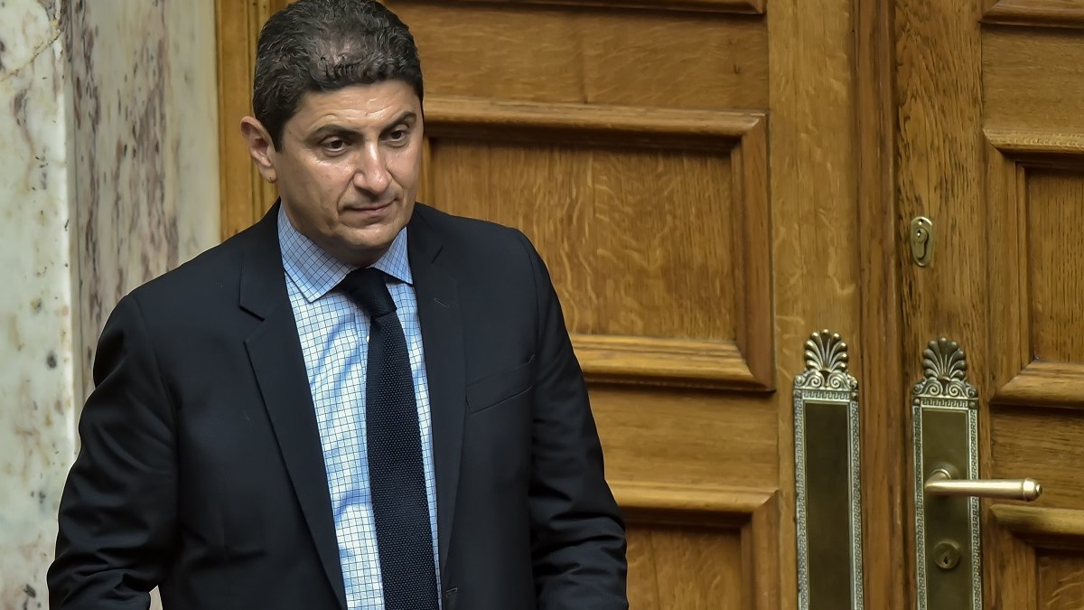 Αυγενάκης στον Realfm για Μπεκατώρου: Ελπίζω κι άλλες αθλήτριες να μιλήσουν δημόσια – Σε εμένα φτάνουν αρκετές μαρτυρίες