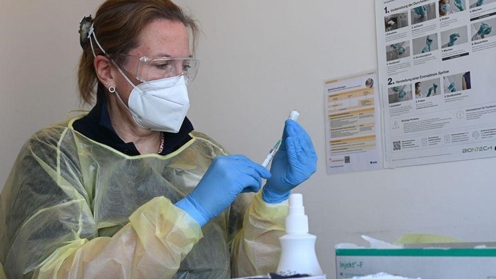 Κορονοϊός: Ξεπέρασαν το 1 εκατομμύριο οι εμβολιασμοί στη Γερμανία