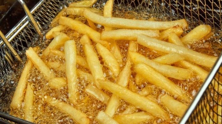 Τα πολλά τηγανητά βλάπτουν σοβαρά την υγεία – Τι δείχνει νέα έρευνα