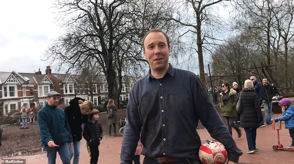 Ματ Χάνκοκ: Σε καραντίνα ο υπουργός Υγείας της Βρετανίας