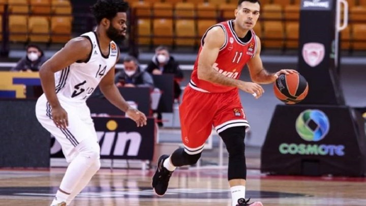 Ζαλγκίρις-Ολυμπιακός 26-20 (10′)