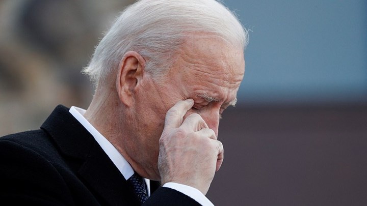 Τζο Μπάιντεν: Mε δάκρυα αναχώρησε για την Ουάσινγκτον – ΒΙΝΤΕΟ