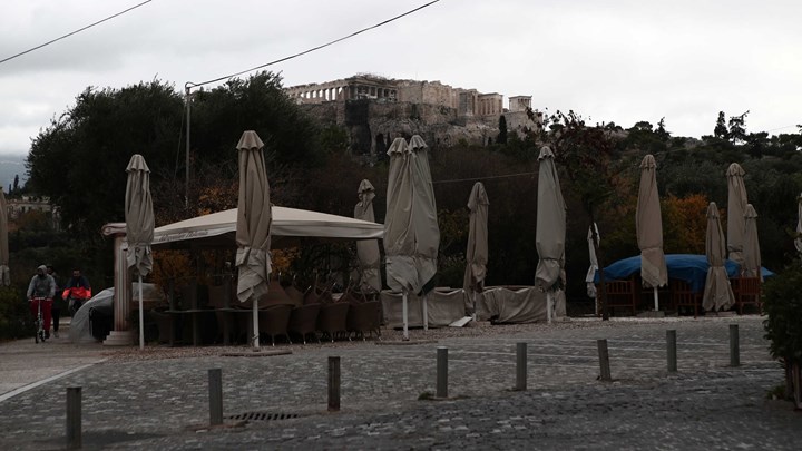 Το κρίσιμο 10ήμερο για νέα χαλάρωση των μέτρων – Τα σενάρια και οι ημερομηνίες για σχολεία – εστίαση