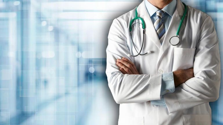 Θεσσαλονίκη: Υγειονομικός με κορονοϊό 15 ημέρες μετά τον εμβολιασμό του – Τι είπε ο πρόεδρος της ΠΟΕΔΗΝ