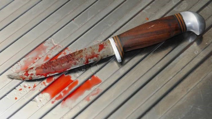 Ηλεία: Αιματηρή συμπλοκή έπειτα από καβγά – Τον μαχαίρωσε για μια θέση στο κατάλυμα