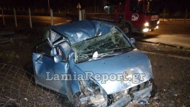 Φοβερό τροχαίο στα Καμένα Βούρλα: “Άγιο” είχε οδηγός – Διαλύθηκε το αυτοκίνητο – ΦΩΤΟ