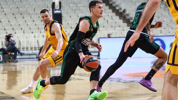 Παναθηναϊκός-Χίμκι 70-51 (30′)