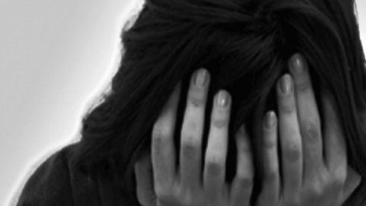 Ηλεία: Εργαζόμενη στην καθαριότητα καταγγέλλει αντιδήμαρχο για παρενόχληση – ΒΙΝΤΕΟ