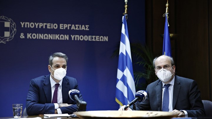 Μητσοτάκης για εκκρεμείς συντάξεις: Θα φέρουμε εις πέρας αυτό το έργο παρά τις δυσκολίες