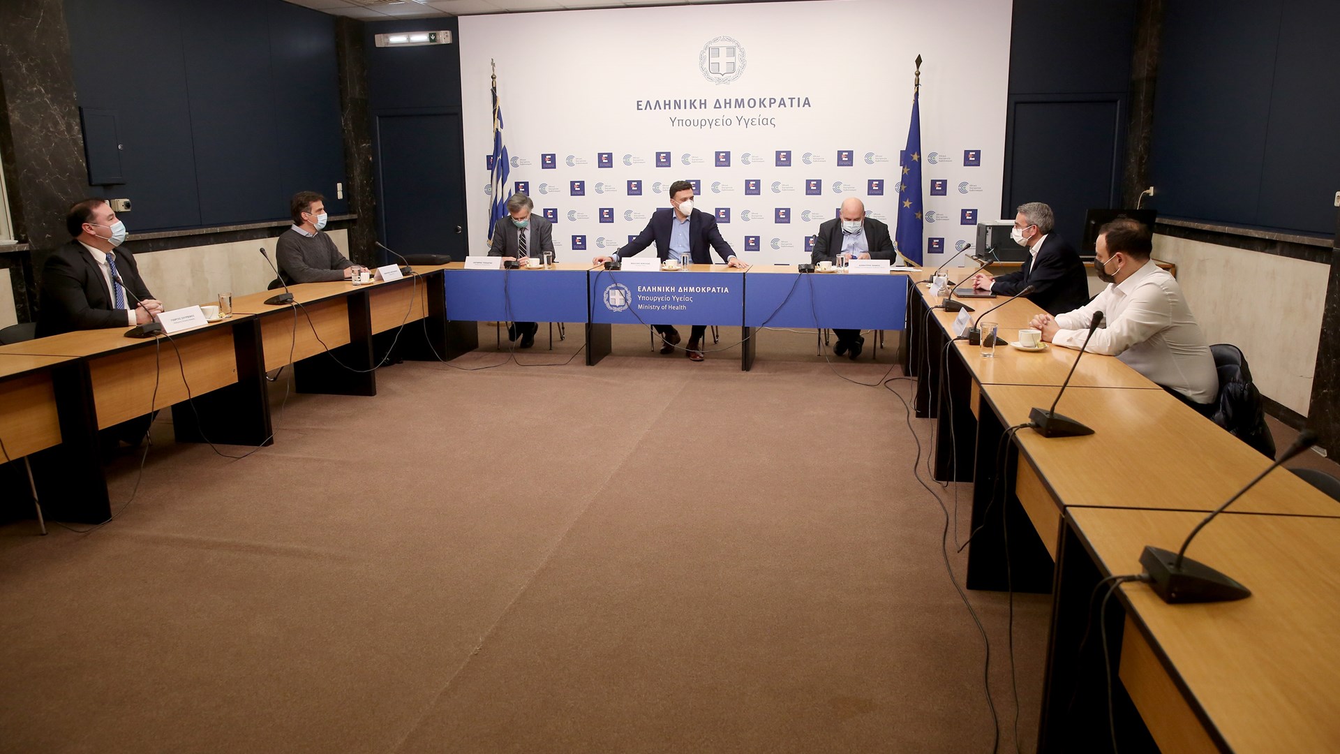 Κορονοϊός: Ανησυχία για τις μεταλλάξεις – Δημιουργείται πανελλαδικό δίκτυο για την επιτήρησή τους