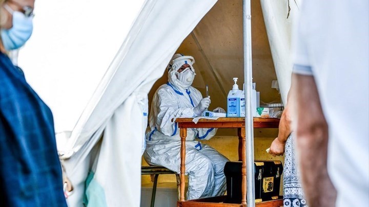 Κορονοϊός: Ο “χάρτης” των 585 νέων κρουσμάτων – 28 νεκροί σε 24 ώρες – 288 οι διασωληνωμένοι