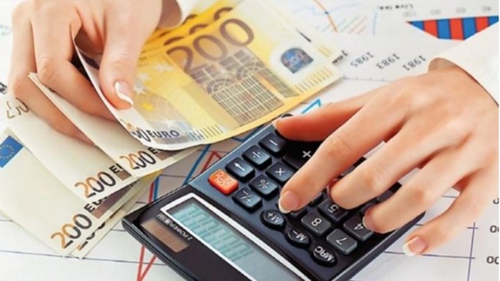 Ποιοι φόροι θα μειωθούν μέσα στο 2021 – Τα πέντε μέτρα ελάφρυνσης που εξετάζει το οικονομικό επιτελείο