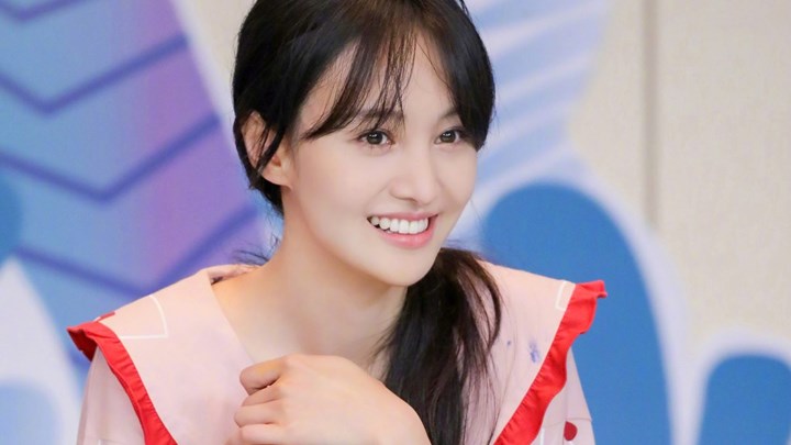 Prada: Διέκοψε τη συνεργασία με διάσημη Κινέζα ηθοποιό – Σκάνδαλο με την εγκατάλειψη των παιδιών της