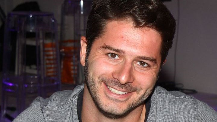 Αλέξανδρος Μπουρδούμης: Δέχθηκα σεξουαλική παρενόχληση στα 19 μου – ΒΙΝΤΕΟ