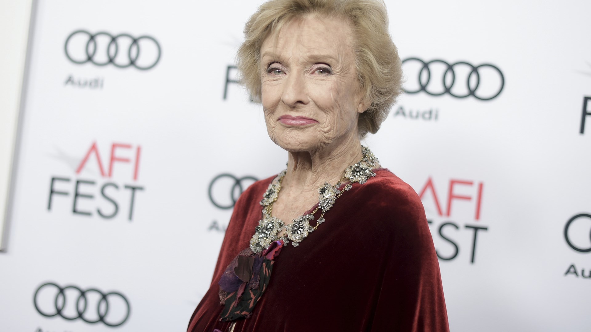 Θλίψη στον καλλιτεχνικό κόσμο – Πέθανε βραβευμένη με Όσκαρ και Emmy ηθοποιός – ΦΩΤΟ-ΒΙΝΤΕΟ