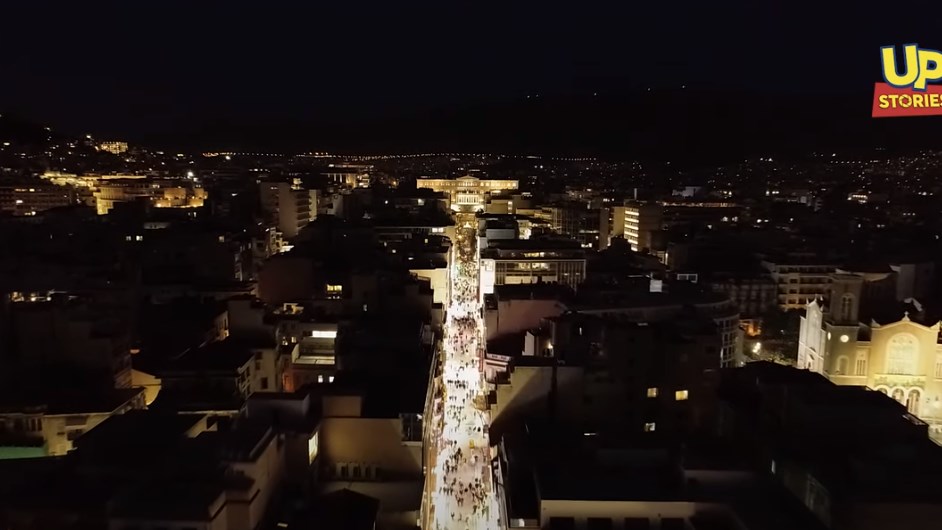 “Βούλιαξε” η Ερμού λίγο πριν από τα νέα μέτρα – Εντυπωσιακό βίντεο από drone