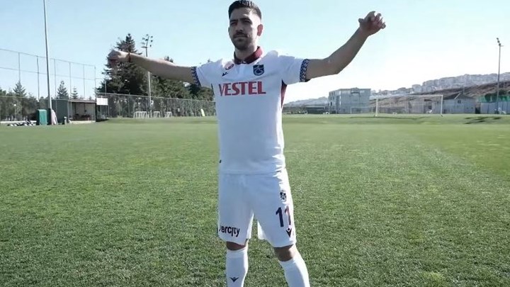 Η Τράμπζονσπορ παρουσίασε τον Μπακασέτα με… συρτάκι