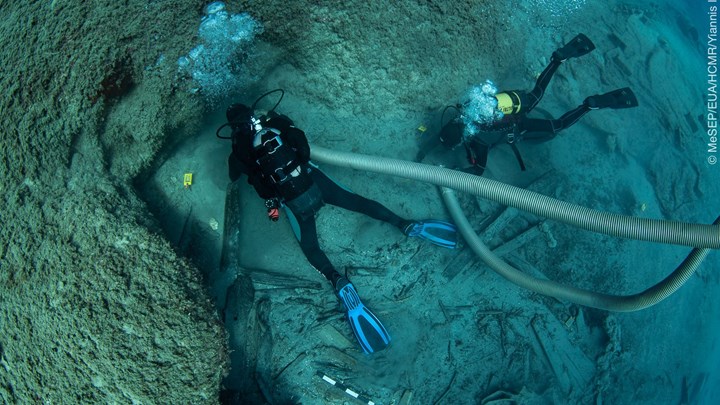 Ναυάγιο ΜΕΝΤΩΡ: Νέα εντυπωσιακά ευρήματα από την υποβρύχια αρχαιολογική έρευνα – ΦΩΤΟ