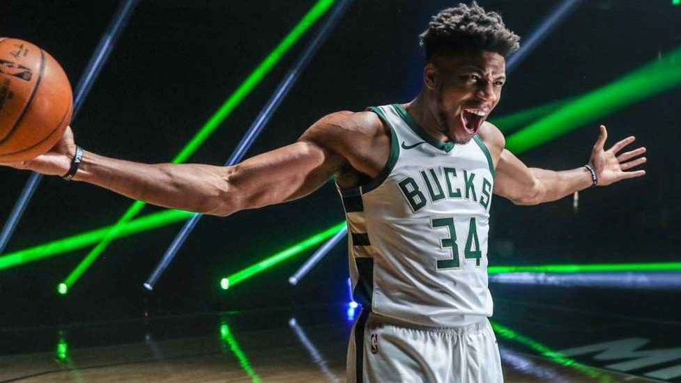 Το χιουμοριστικό σχόλιο του Γιάννη Αντετοκούνμπο για το Super Bowl – ΦΩΤΟ