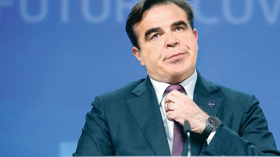 Κορονοϊός – Σχοινάς: Μέχρι τέλη Μαρτίου θα έχουμε 100 εκατ. δόσεις εμβολίου στην Ευρώπη