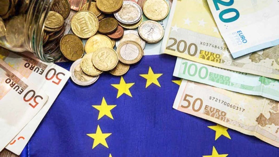 Πρόγραμμα “SURE”: Εκταμιεύθηκαν 728 εκατ. ευρώ για την Ελλάδα – Το μήνυμα της Φον Ντερ Λάιεν στα ελληνικά