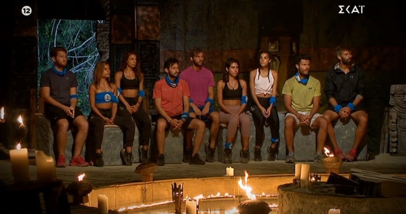 Survivor: “Εμφύλιος” στους Μπλε – Η Άννα Μαρία Βέλλη κατηγορεί την Ελευθερία Ελευθερίου για διπροσωπία