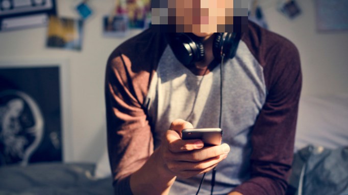 Αποπλάνηση 13χρονου: Η φιλόλογος ζητεί συγγνώμη – “Είναι ιδιαίτερα μεταμελημένη”, λέει ο δικηγόρος της