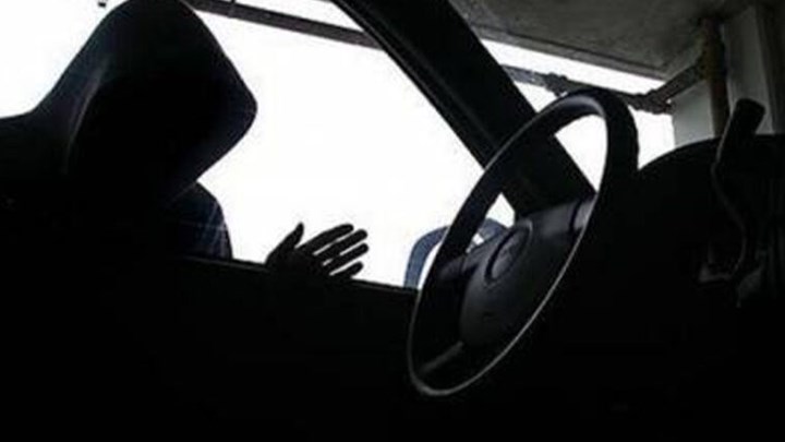 Χαλκίδα: Προσπαθούσε να κλέψει οχήματα – Πώς έγινε αντιληπτός