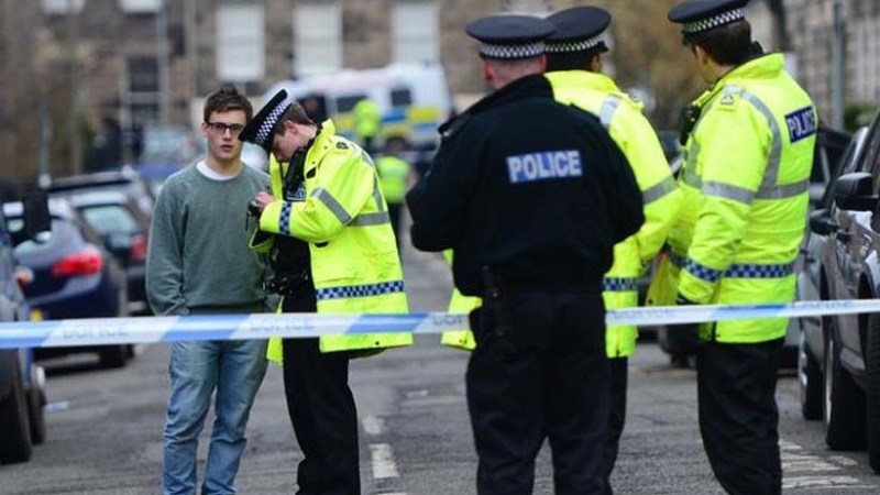 Σκωτία: Μεγάλη κινητοποίηση της αστυνομίας στο Κίλμαροκ έπειτα από επίθεση με μαχαίρι – ΒΙΝΤΕΟ