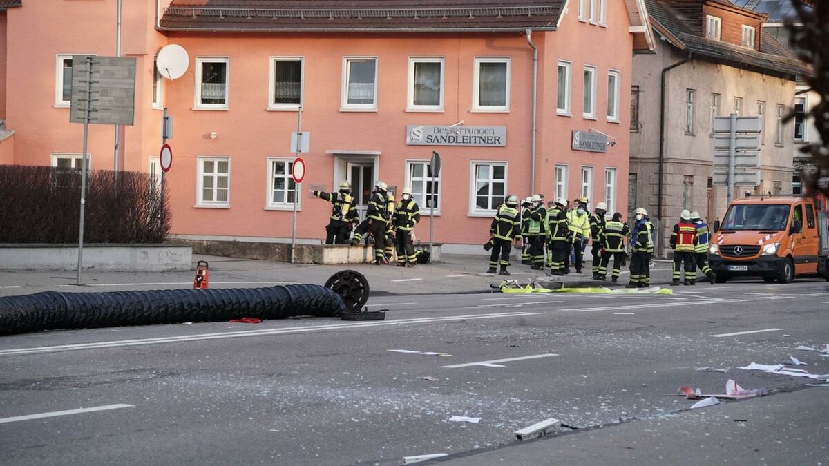 Γερμανία: Νέες εικόνες από την έκρηξη σε κτίριο του Βαυαρικού Ερυθρού Σταυρού – ΦΩΤΟ