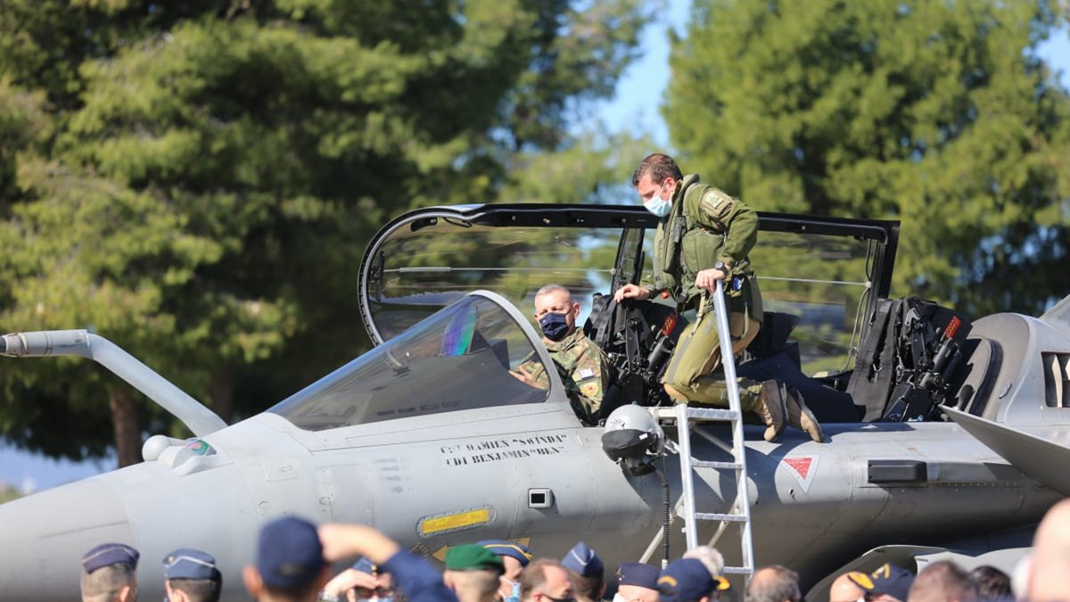 Αρχηγός ΓΕΕΘΑ: Μια πραγματικά υπέροχη ημέρα για τις Ένοπλες Δυνάμεις – ΦΩΤΟ