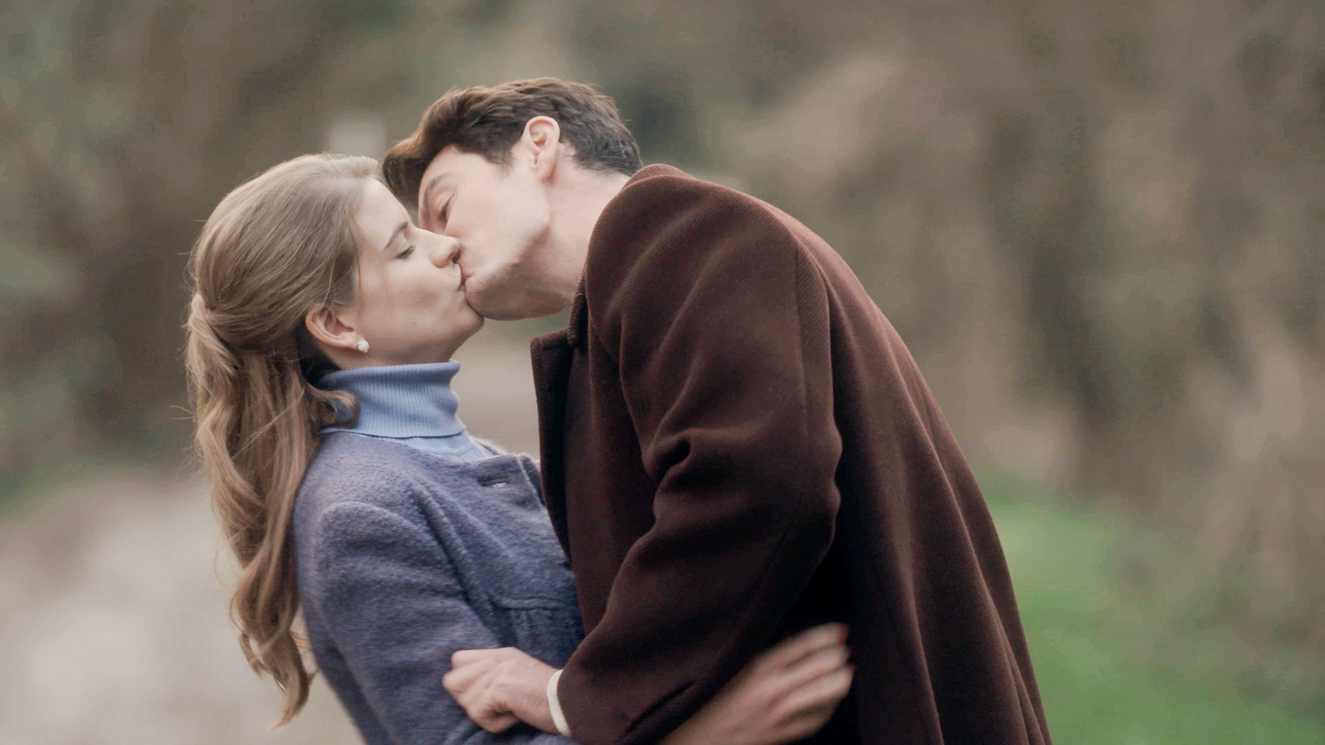 Άγριες Μέλισσες: Ο κρυφός δεσμός της Δρόσως και του Κωνσταντή και ο εκβιασμός