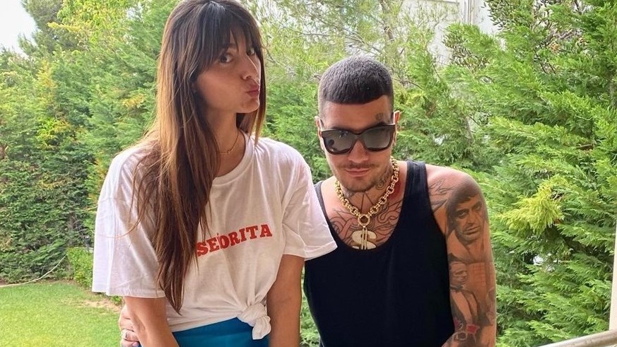 Snik: Οι ευχές στην Ηλιάνα Παπαγεωργίου και τα “κορονο-γενέθλια”- ΦΩΤΟ