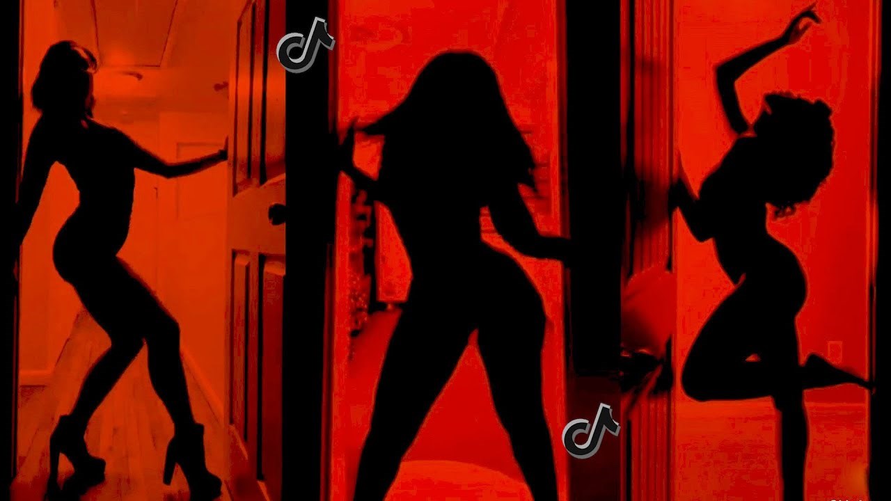 TikTok: Σάλος με το Silhouette Challenge – Πώς μπορούν να αφαιρέσουν το φίλτρο από τις σέξι εμφανίσεις