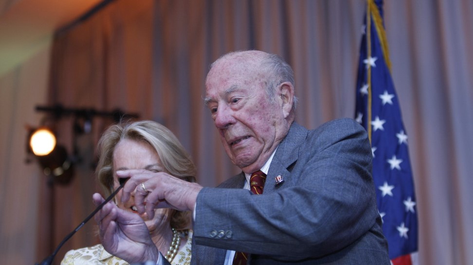 Τζορτζ Σουλτς: Πέθανε ο πρώην YΠΕΞ του Ρίγκαν κατά το τέλος του Ψυχρού Πολέμου