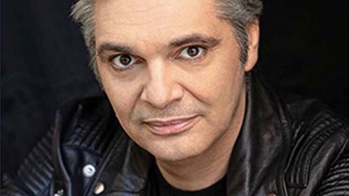 Άλκης Κούρκουλος: Μη φοβάστε για το θέατρο, η θεατρική πράξη είναι ανώτερη