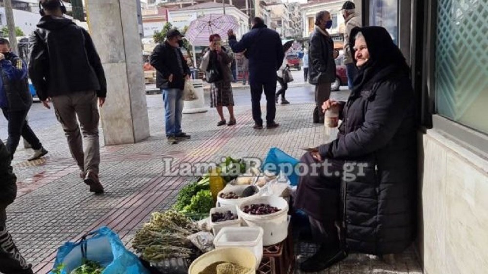 Λαμία: Πρόστιμο 300 ευρώ σε ηλικιωμένη για άσκοπη μετακίνηση – Έχει χάσει παιδιά και εγγόνι σε τροχαία
