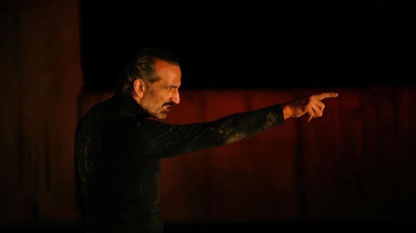 Μετά τις “Άγριες Μέλισσες”, “χτυπά” με “Γενοκτονία” σε online streaming ο Παύλος Κουρτίδης